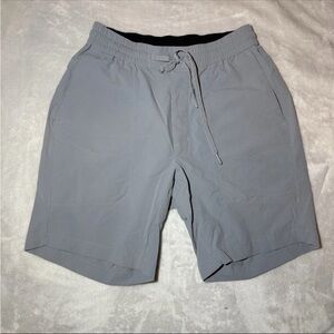 lululemon athletica Men's Light Gray Athletic Shorts